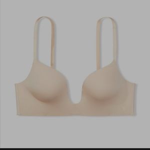 VICTORIA'S SECRET BARE Plunge Low-Back Bra